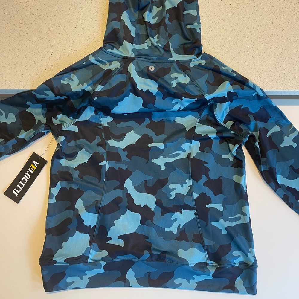 NWT Long sleeves VELOCITH for men size M